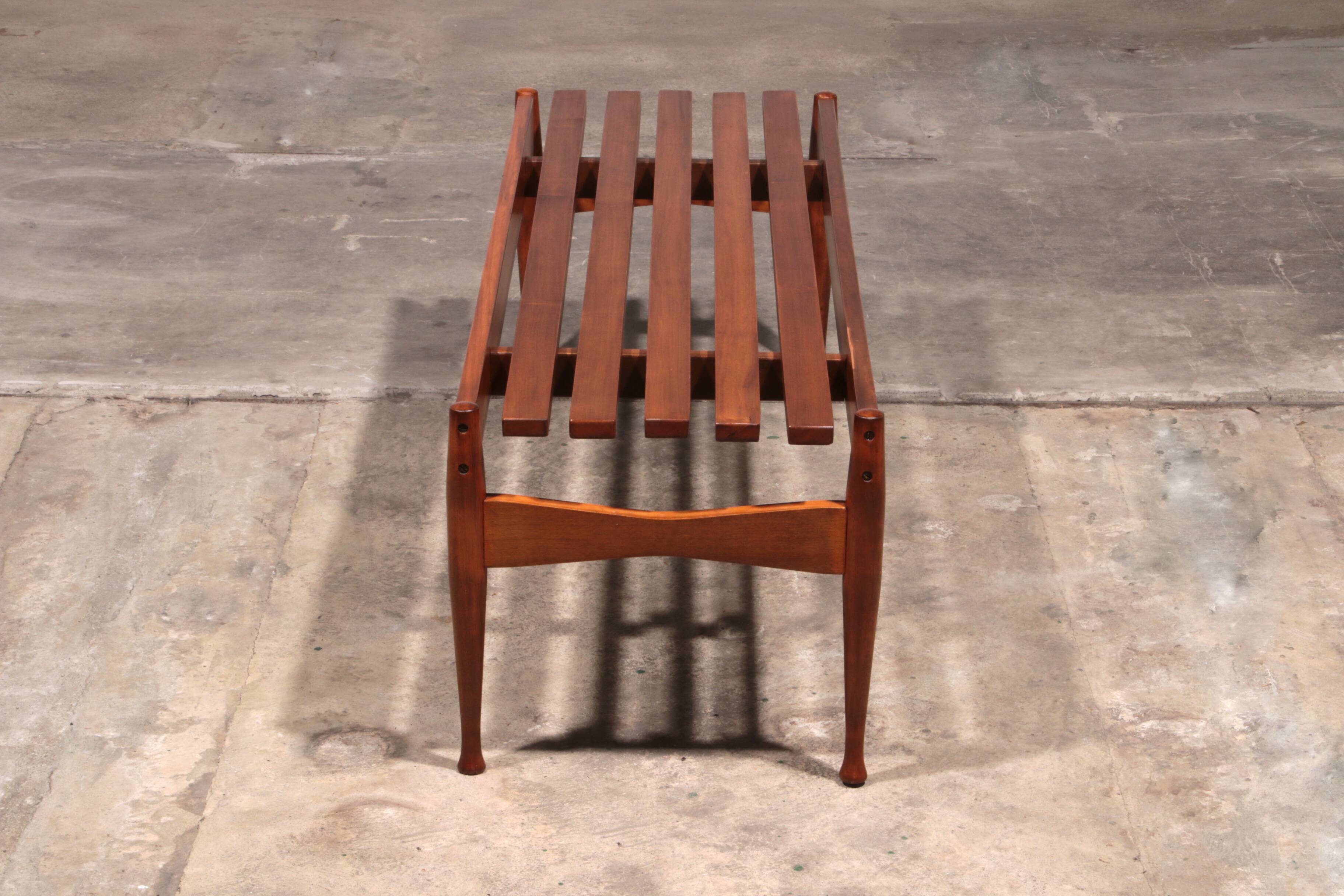 Banc vintage en noyer de Gio Ponti réalisé par Fratelli Reguitti, 1950