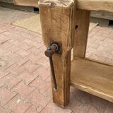 Carpenter's workbench