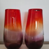 Vases en verre multicolore