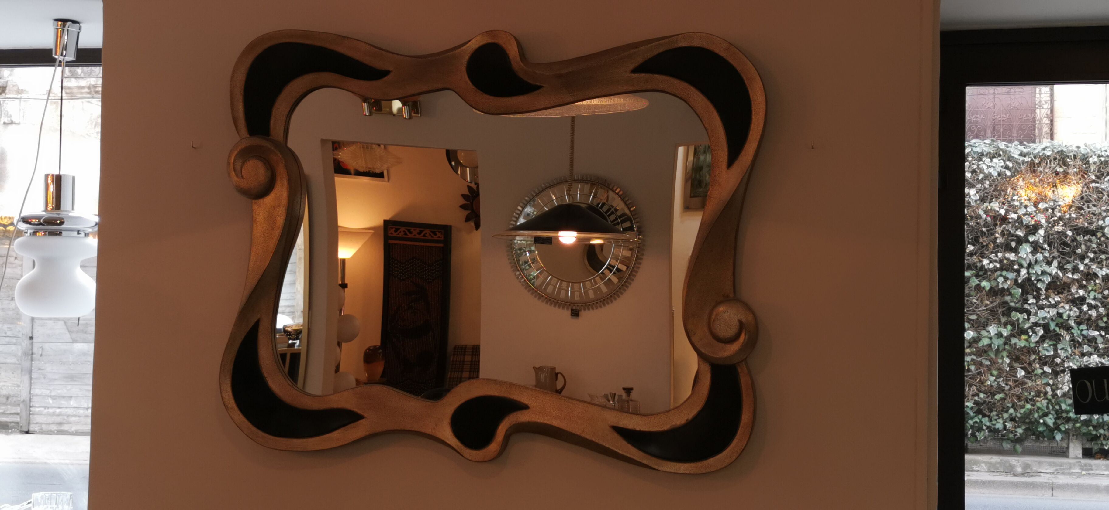 Miroir xxl néo baroque noir et doré années 80