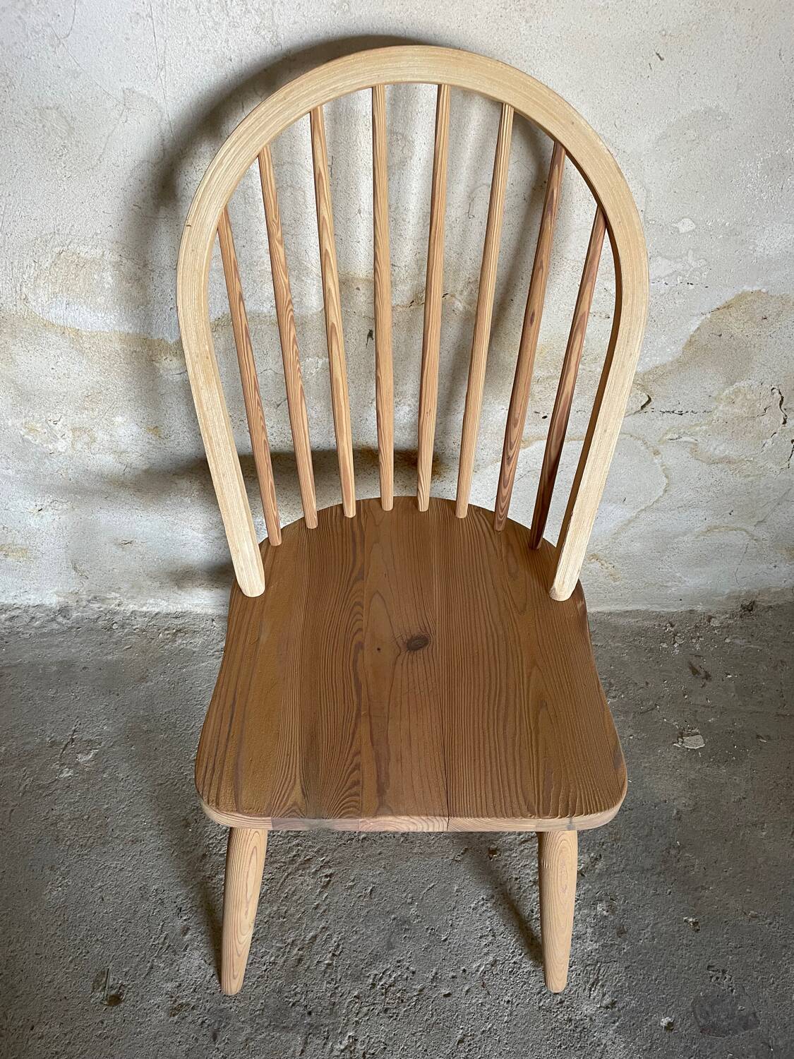 Lot of Ercol Windsor style wooden chairs