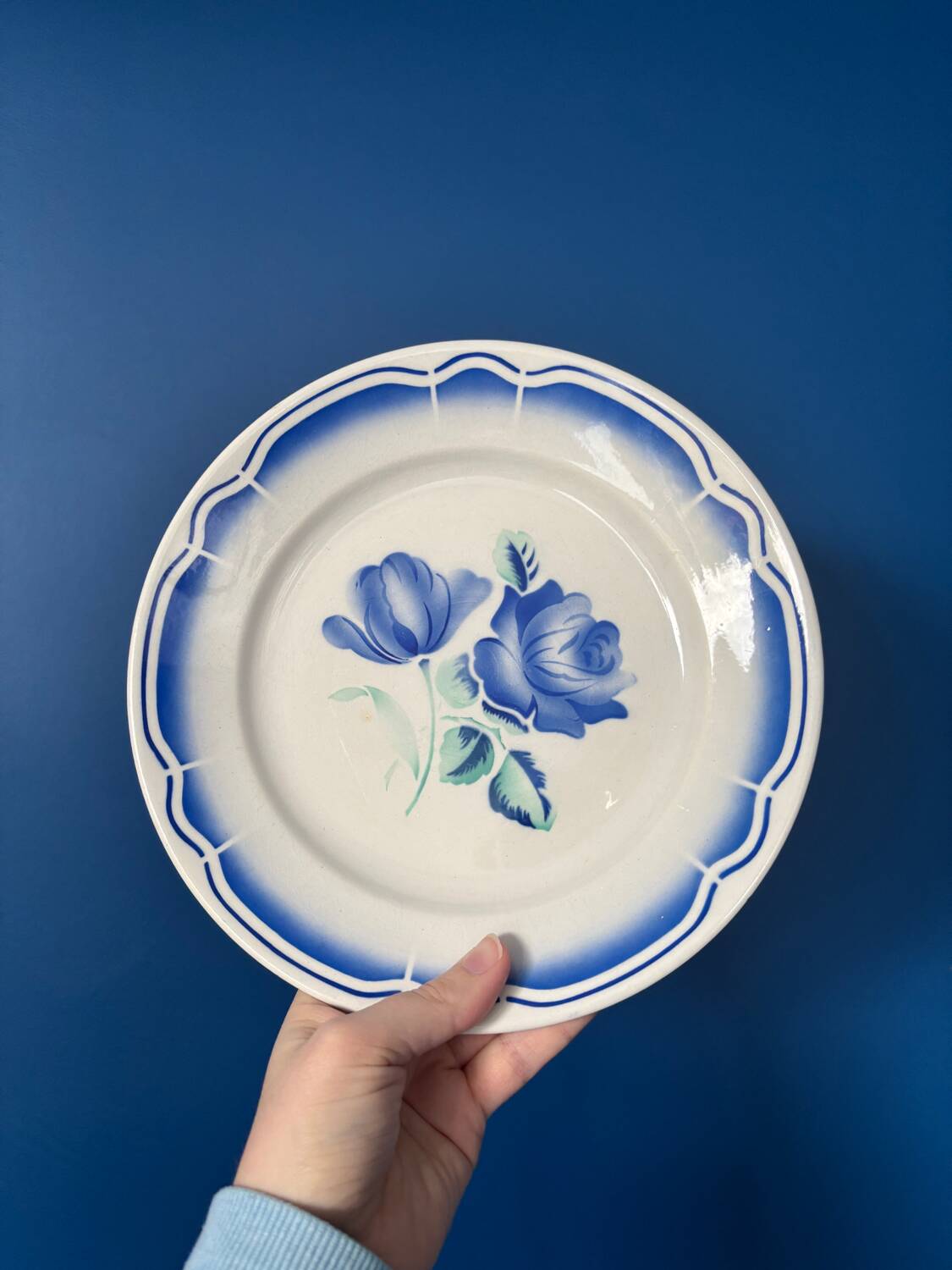 Set of 6 vintage Bondavillier dinner plates | Opaque blue porcelain