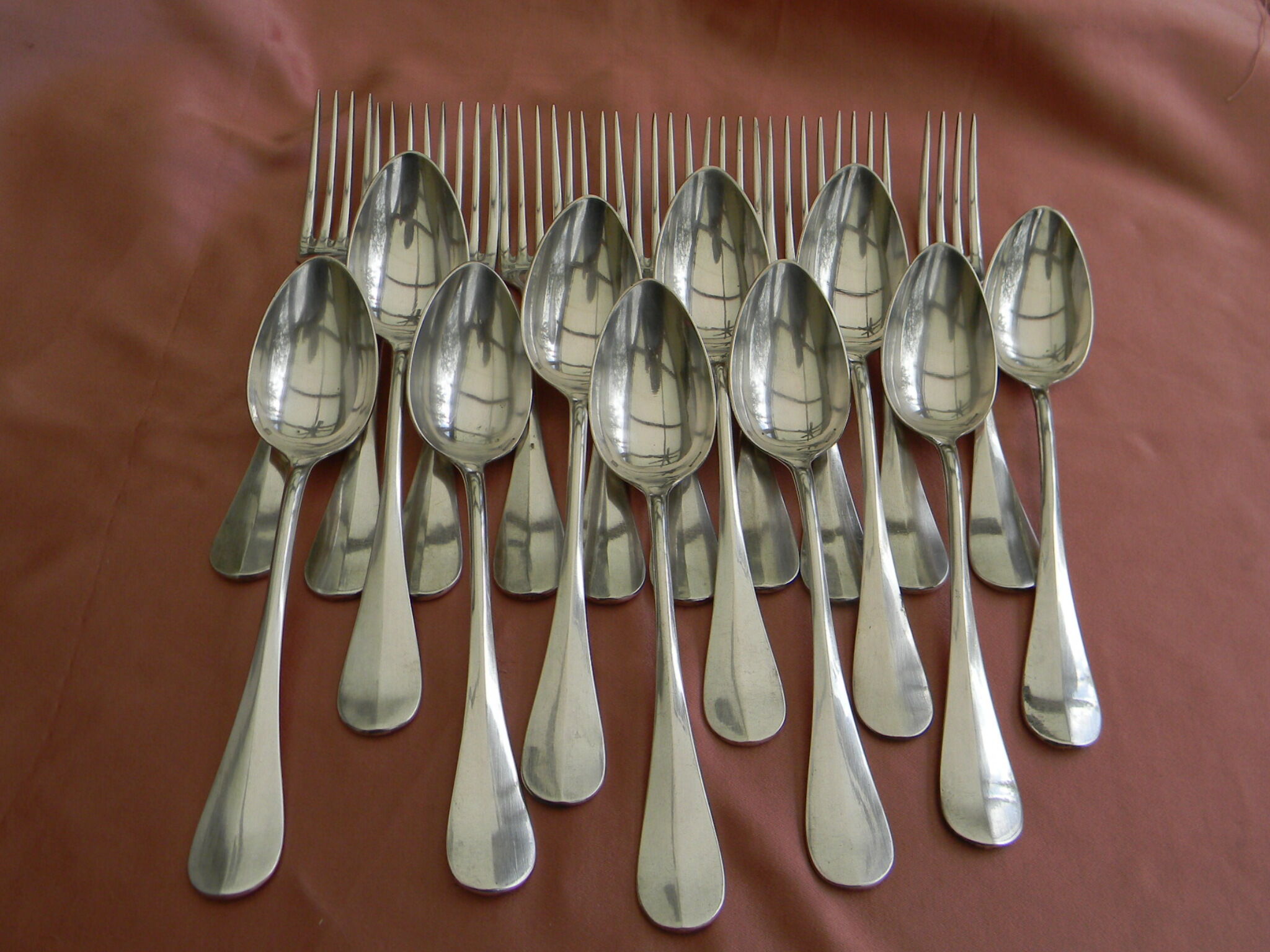 Set of 10 cutlery in silver white metal