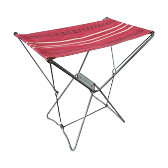 Tabouret pliant en toile rouge à rayure