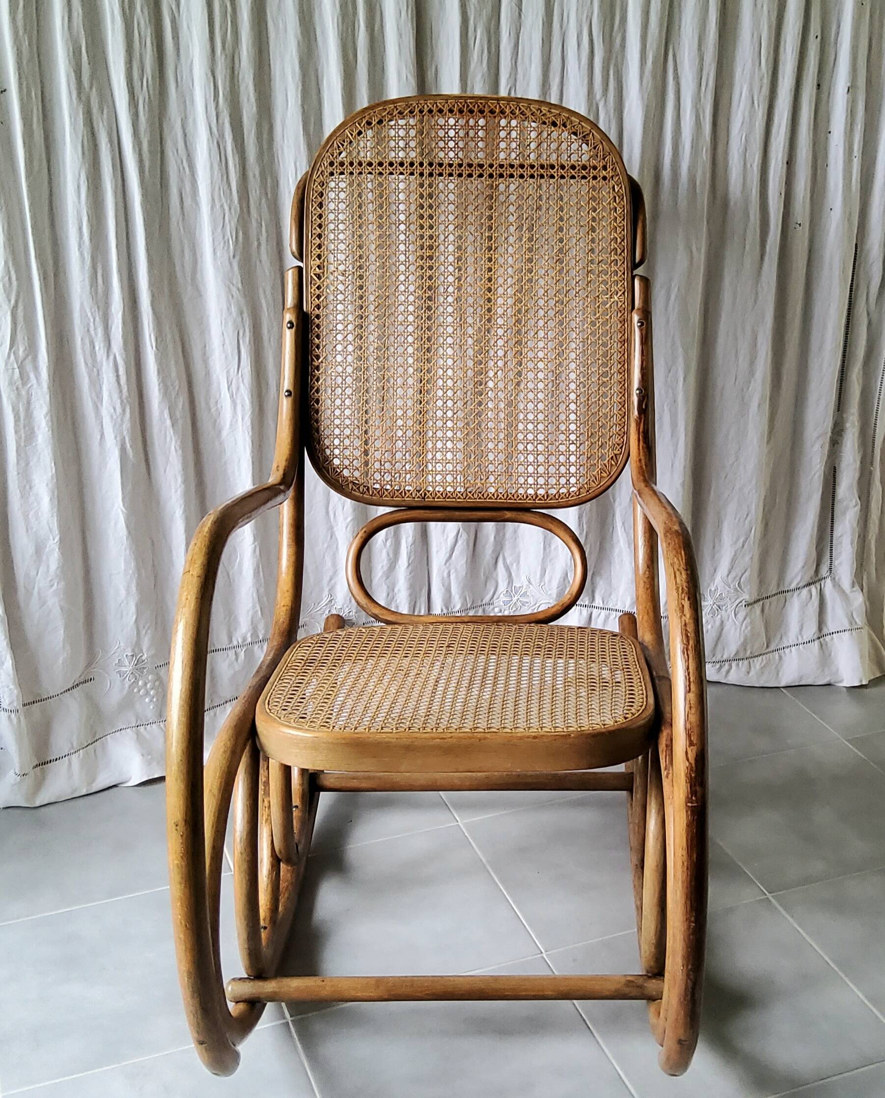 Fauteuil à bascule vintage
