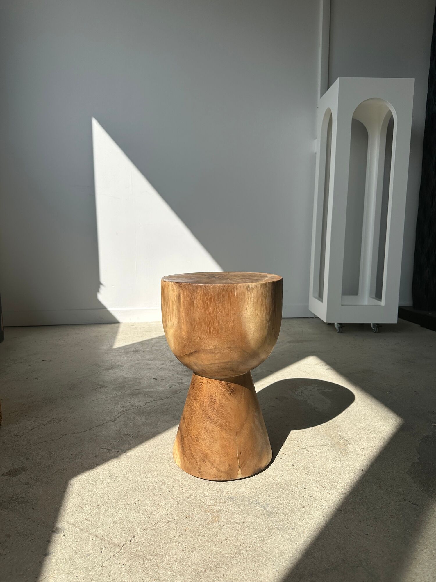 End of sofa, stool, modular furniture in monoxyl suar
