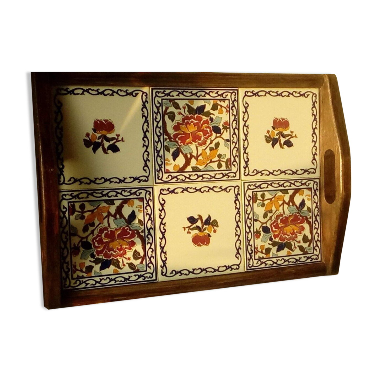 Wooden top and faience of gien decoration peony