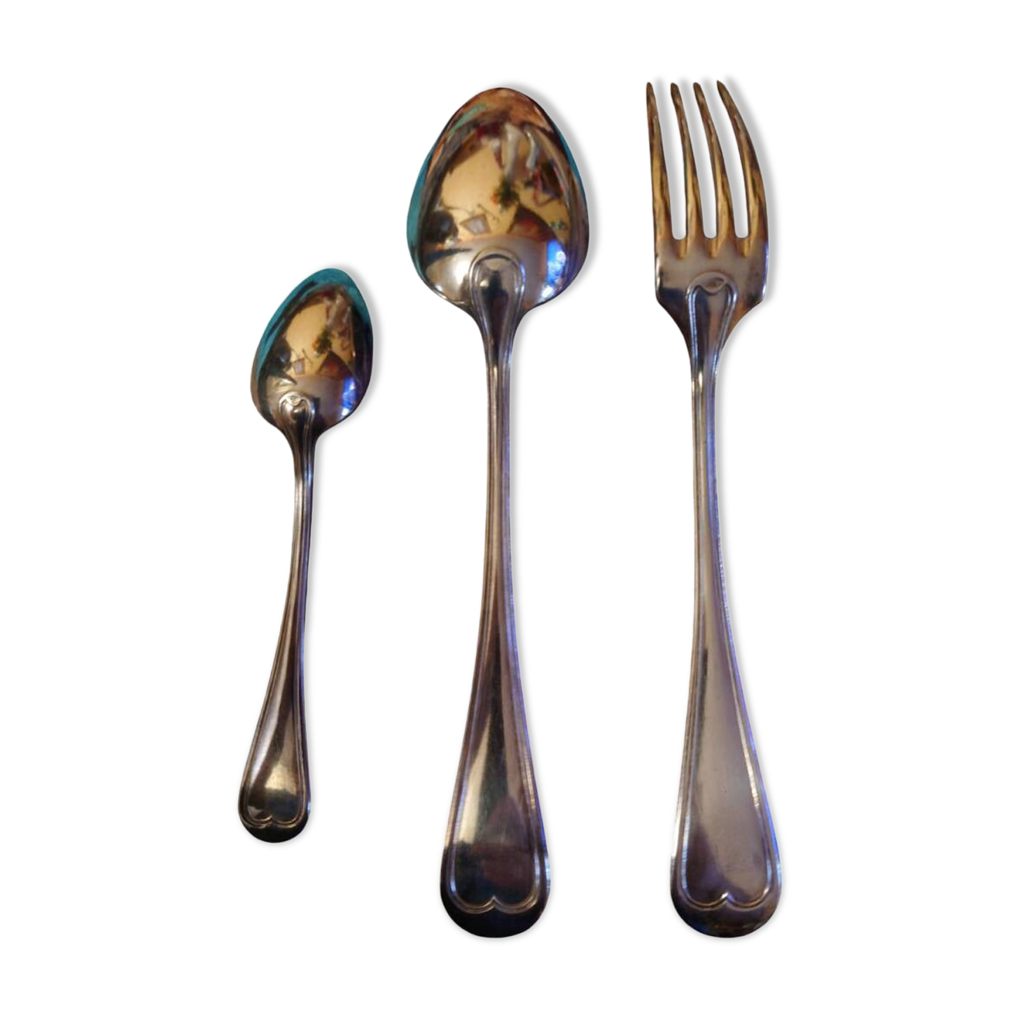 12-place silver-white metal cutlery set 85