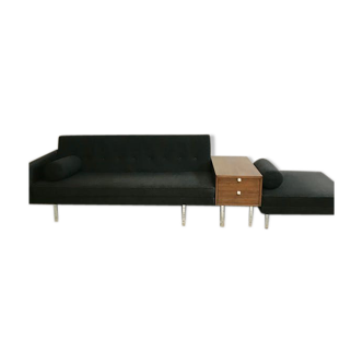 Modular sofa by Geoges Nelson for Hermann Miller