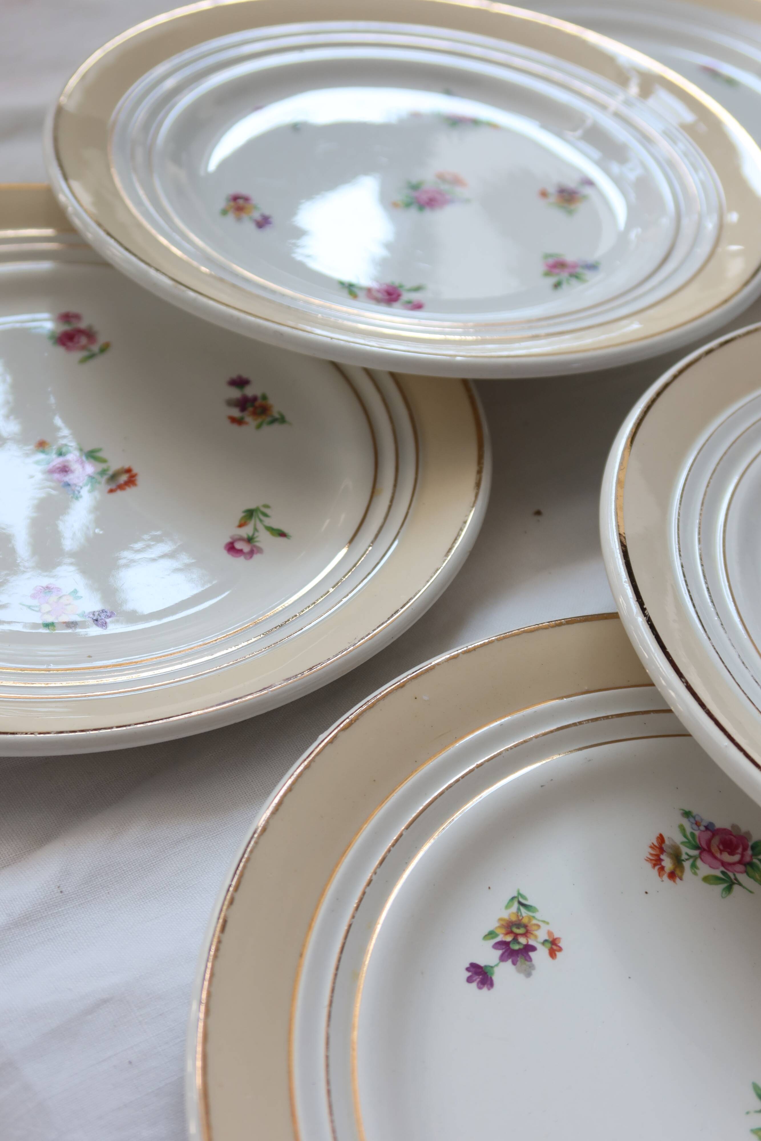 6 vintage Céranord France “Cheverny” dessert plates - Floral pattern