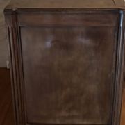Antique commode with 3 drawers in Empire/Restoration style, with bronze corded handles.