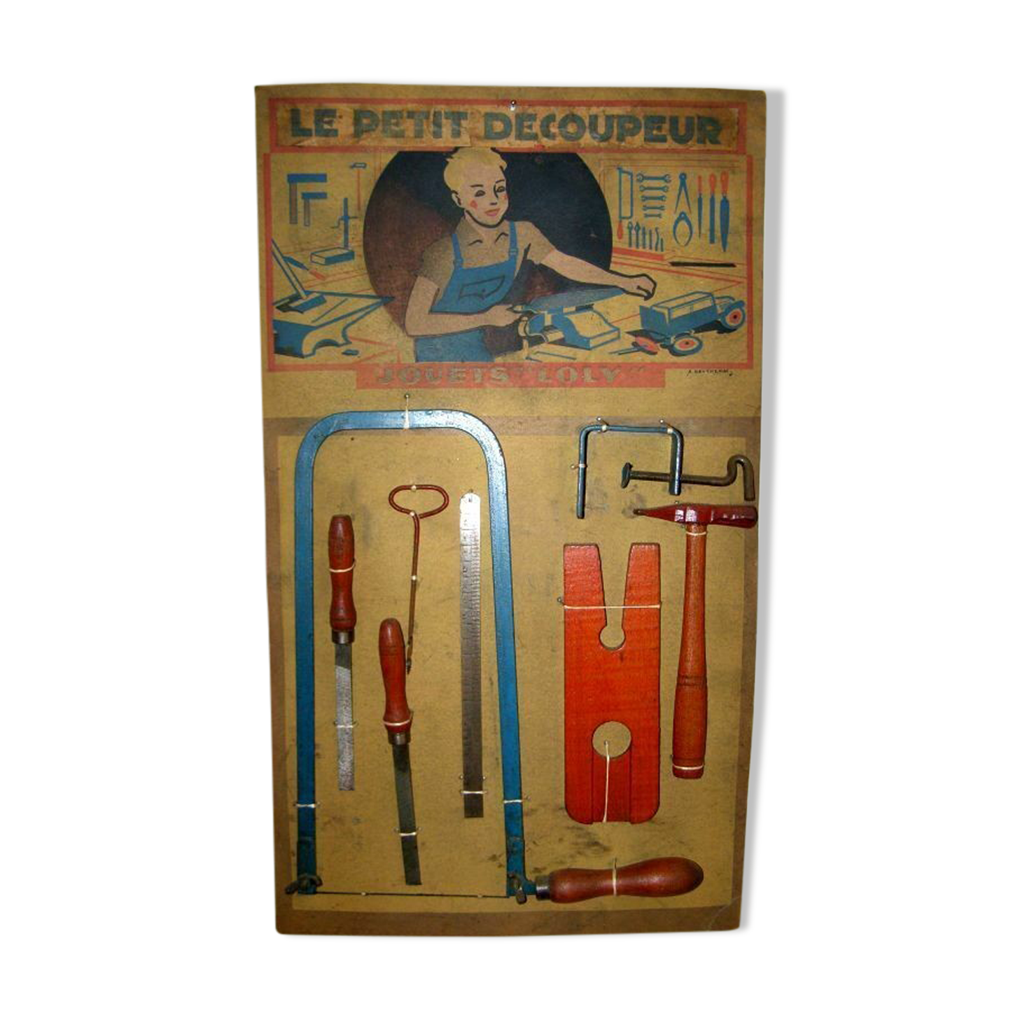Old toy Loly, panoply The Little Cutter Cardboard, support 8 wooden and steel tools