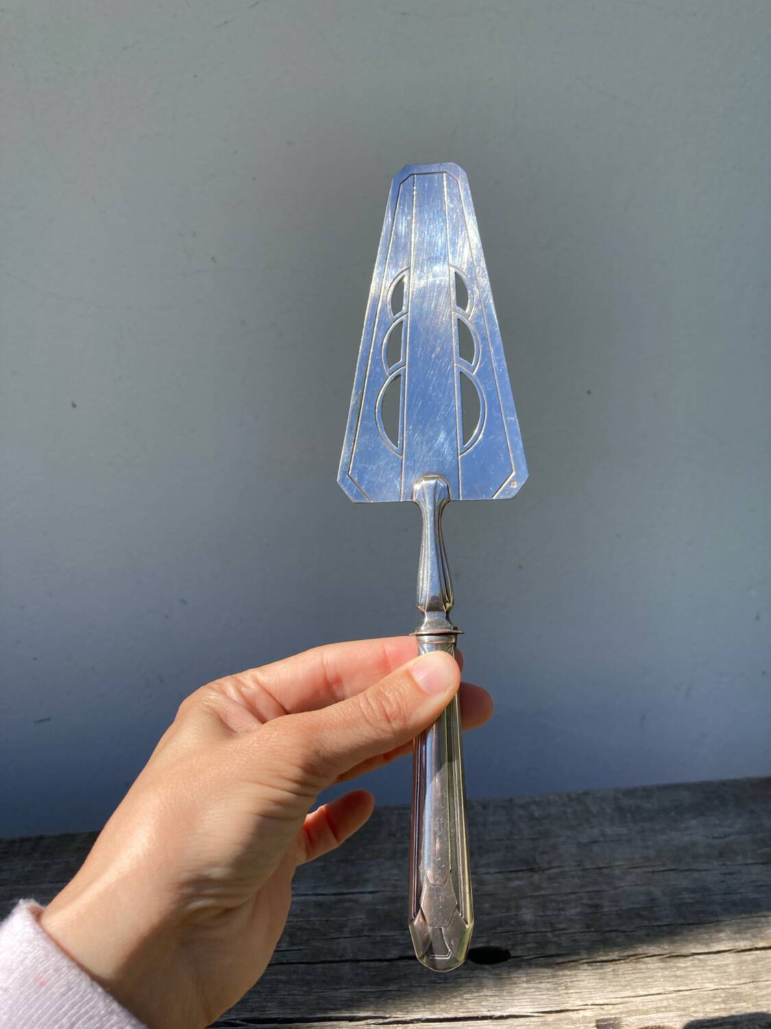 Silver metal art deco pie server