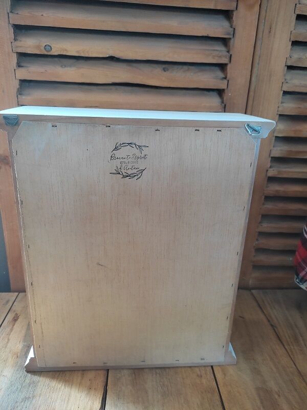 Glazed wood cabinet patinated wood dp 0522008