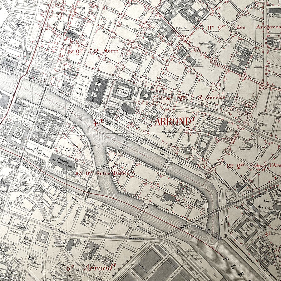 Old cardboard map of Paris - 3rd and 4th Arrondissement