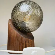 Lampe de table sphérique par Hustadt Leuchten, Allemagne, vers les années 1970.