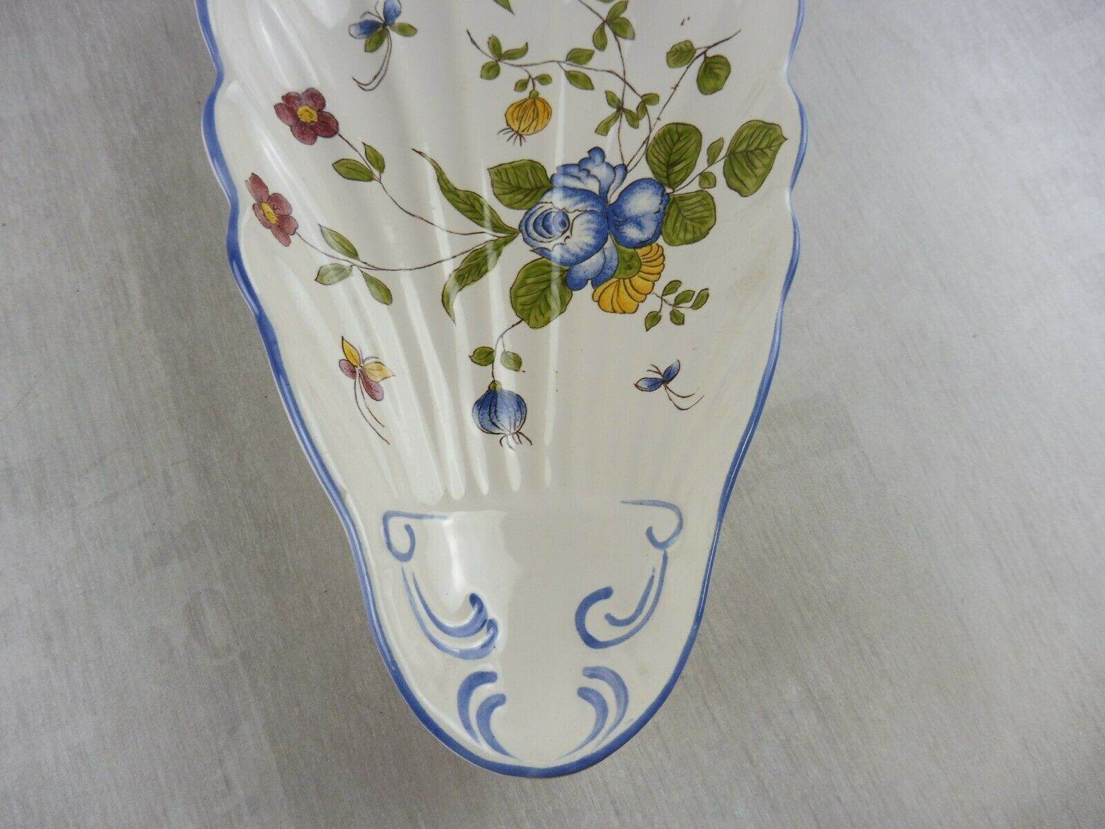 Old ravine décor Vieux Montpellier, ceramic from St Clement