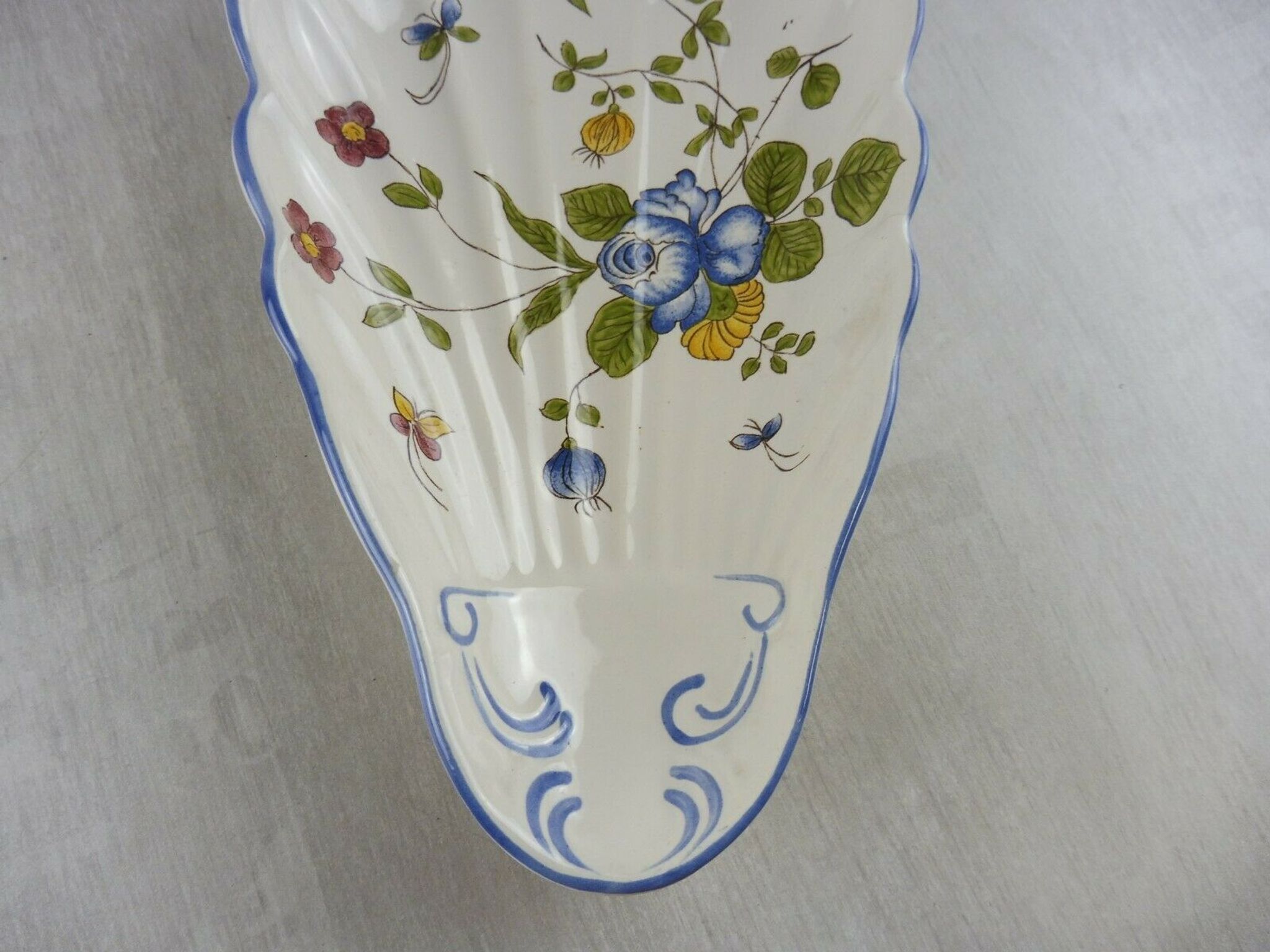 Old ravine décor Vieux Montpellier, ceramic from St Clement