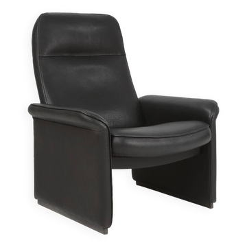 Exceptional De Sede DS50 lounge chair in black leather, Switzerland ca. 1980