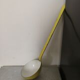 Louche émaillée jaune vintage
