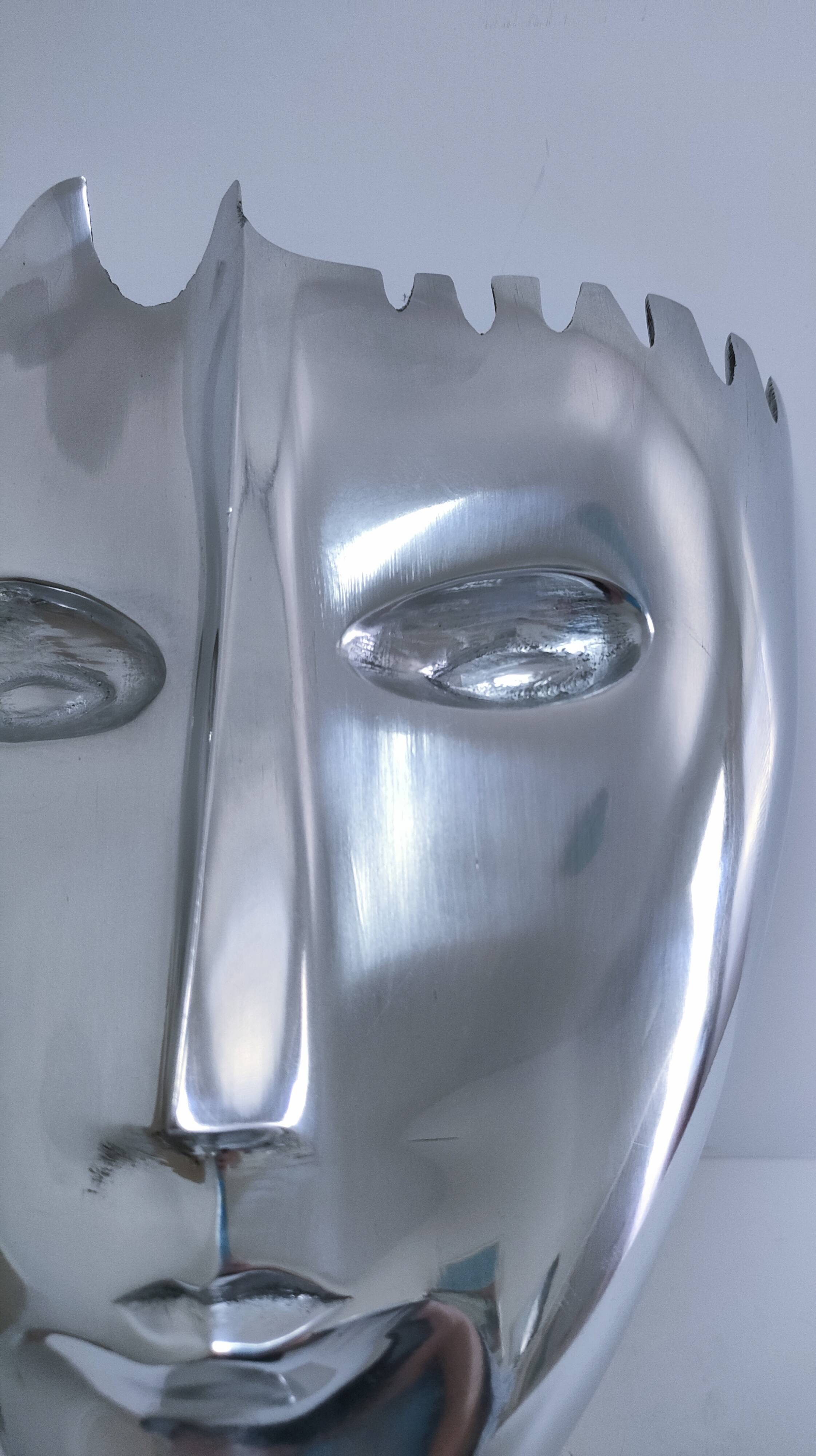 sculpture visage stylisé métal h.34,5 cm design contemporain