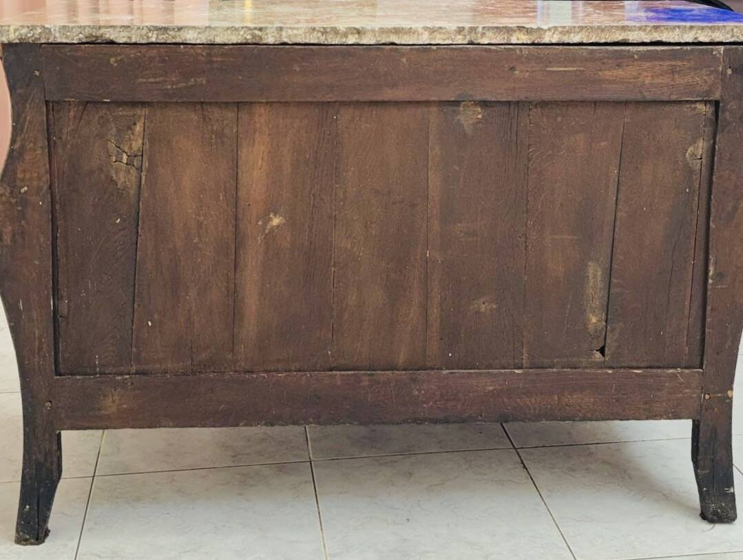 Louis XV chest of drawers