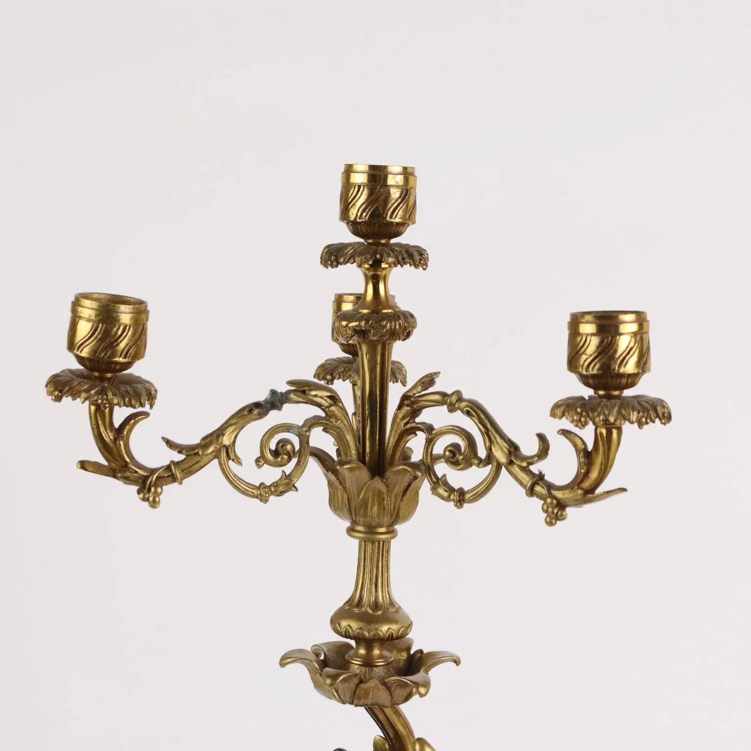 Antique candelabrum in bronze and black marble, Europe, 19th century.