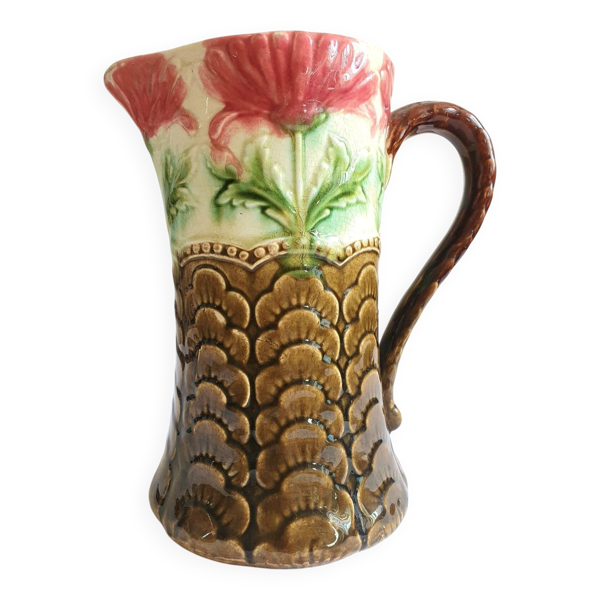 Carafe en barbotine Art nouveau, début XXème