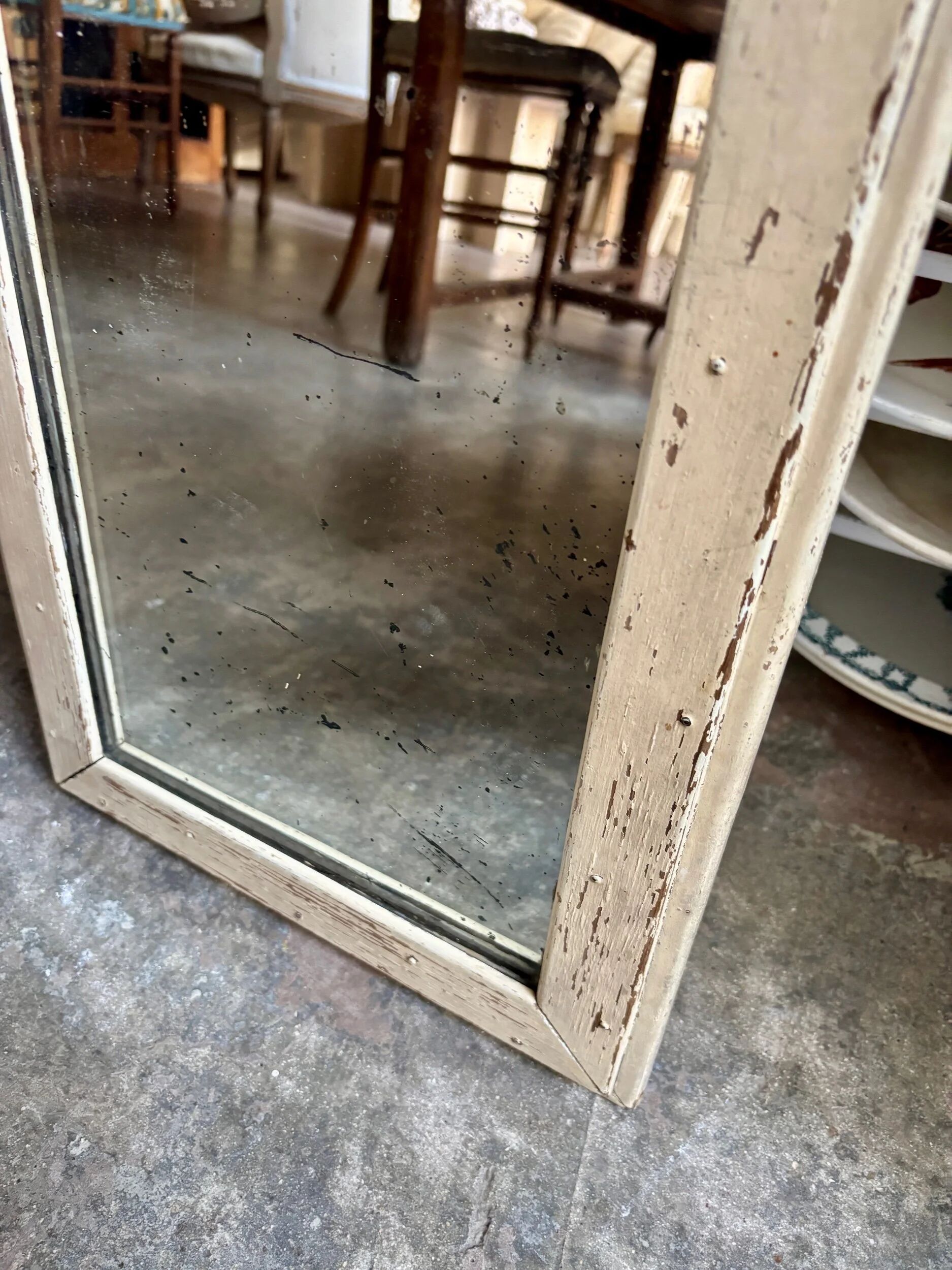Beige wooden rectangular mirror 42 x 31 cm