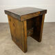 Tabouret brutaliste en bois massif style chalet