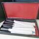 Set de 10 couteaux de table anciens manche en corne  As de Trèfle