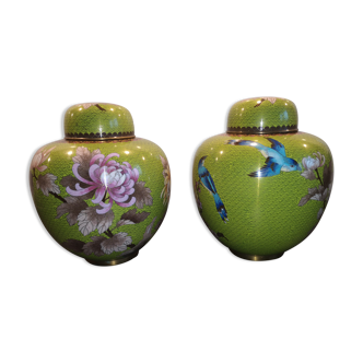 Paire de pots à gingembre en émail cloisonné début 20ème siècle