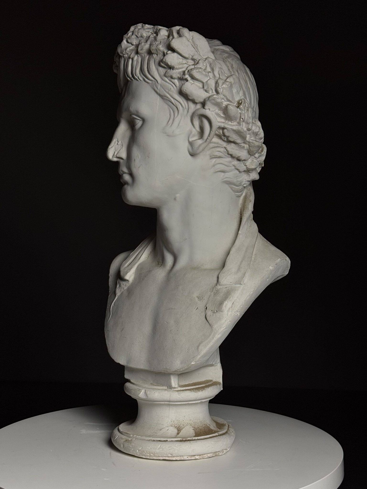 Buste en plâtre de l'empereur Auguste