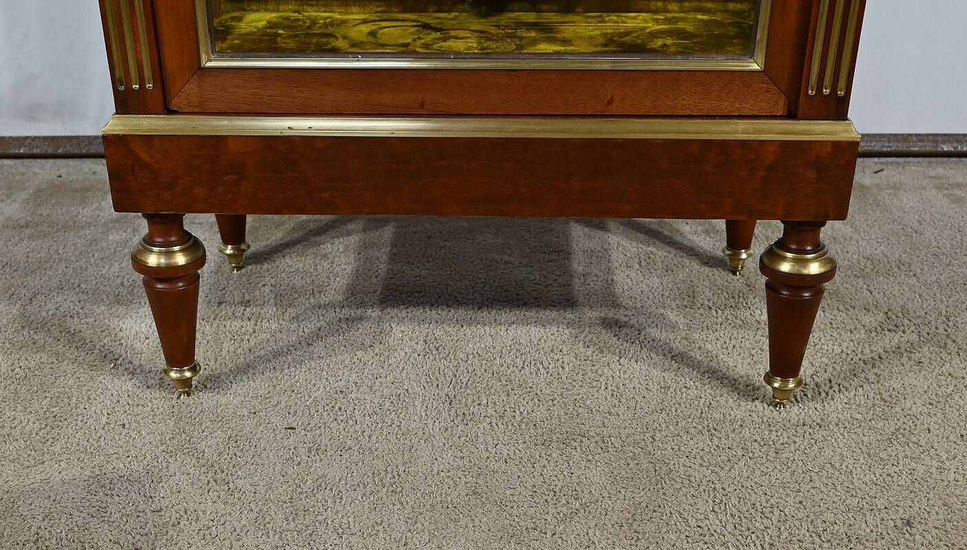 Small Mahogany Showcase, Louis XVI style – Mid 20th century