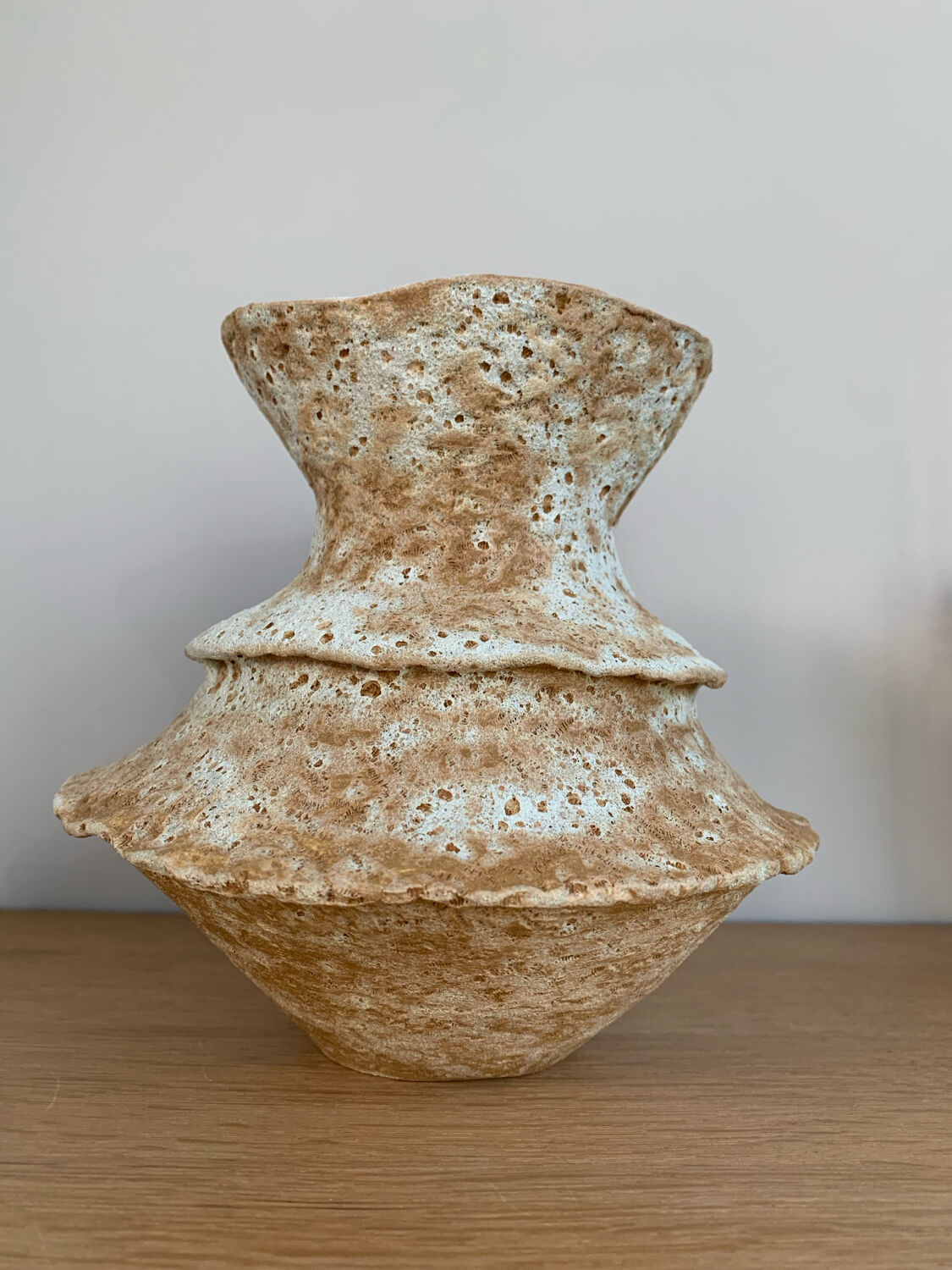Vase in reddish-brown stoneware