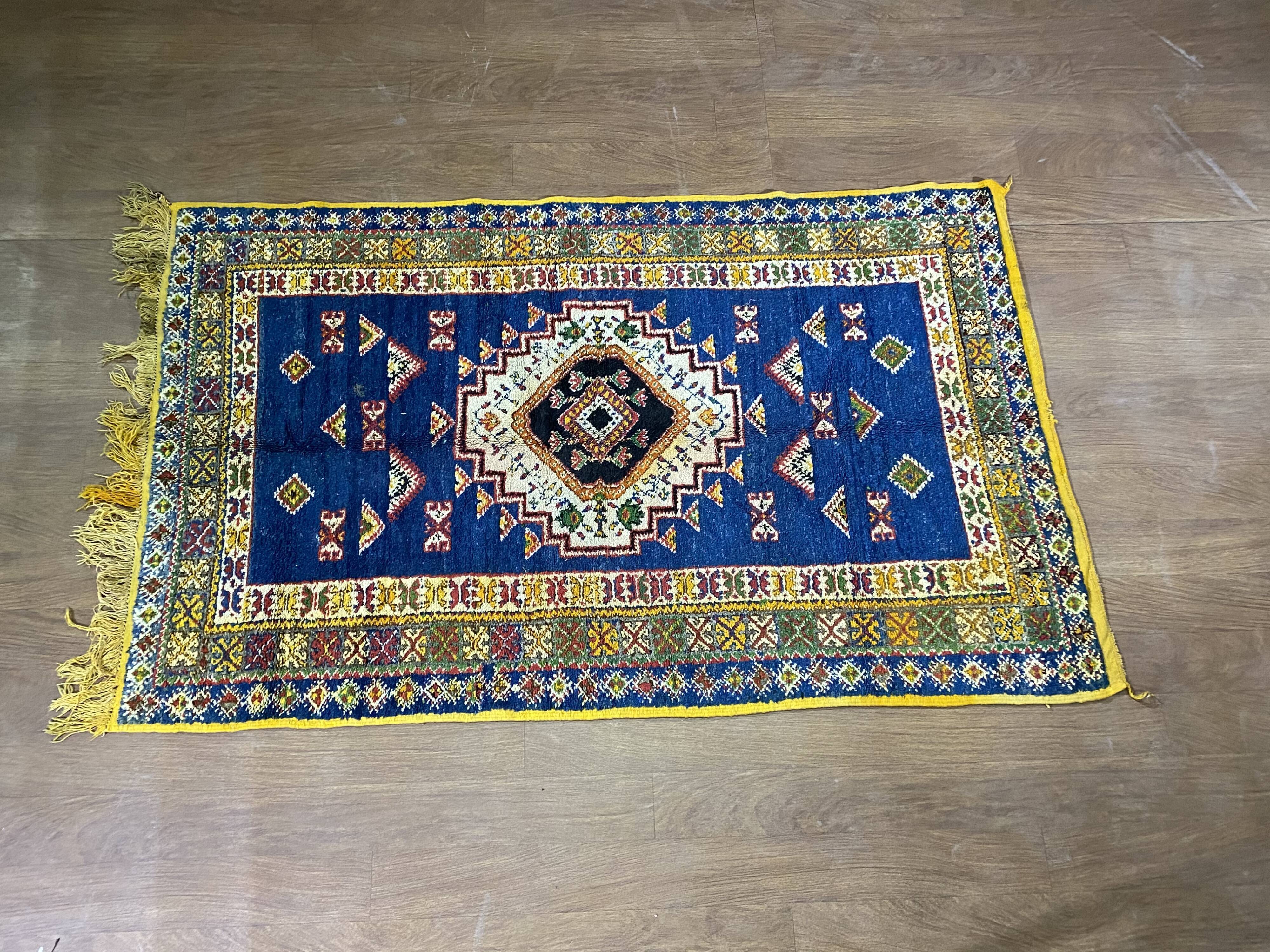 Carpet berber taznakhet