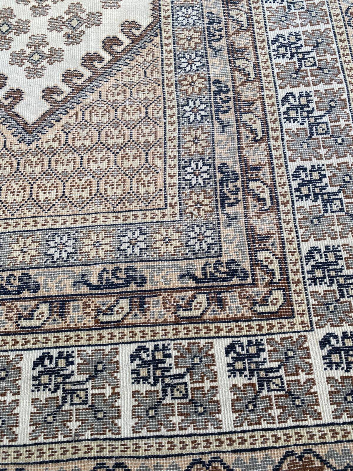 Large Persian rug beige brown wool knotted handmade 250x350cm