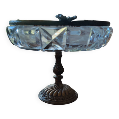 Coupe en cristal taillé cerclée de laiton, fin 19ème