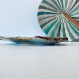 Ceramic fish-shaped cup