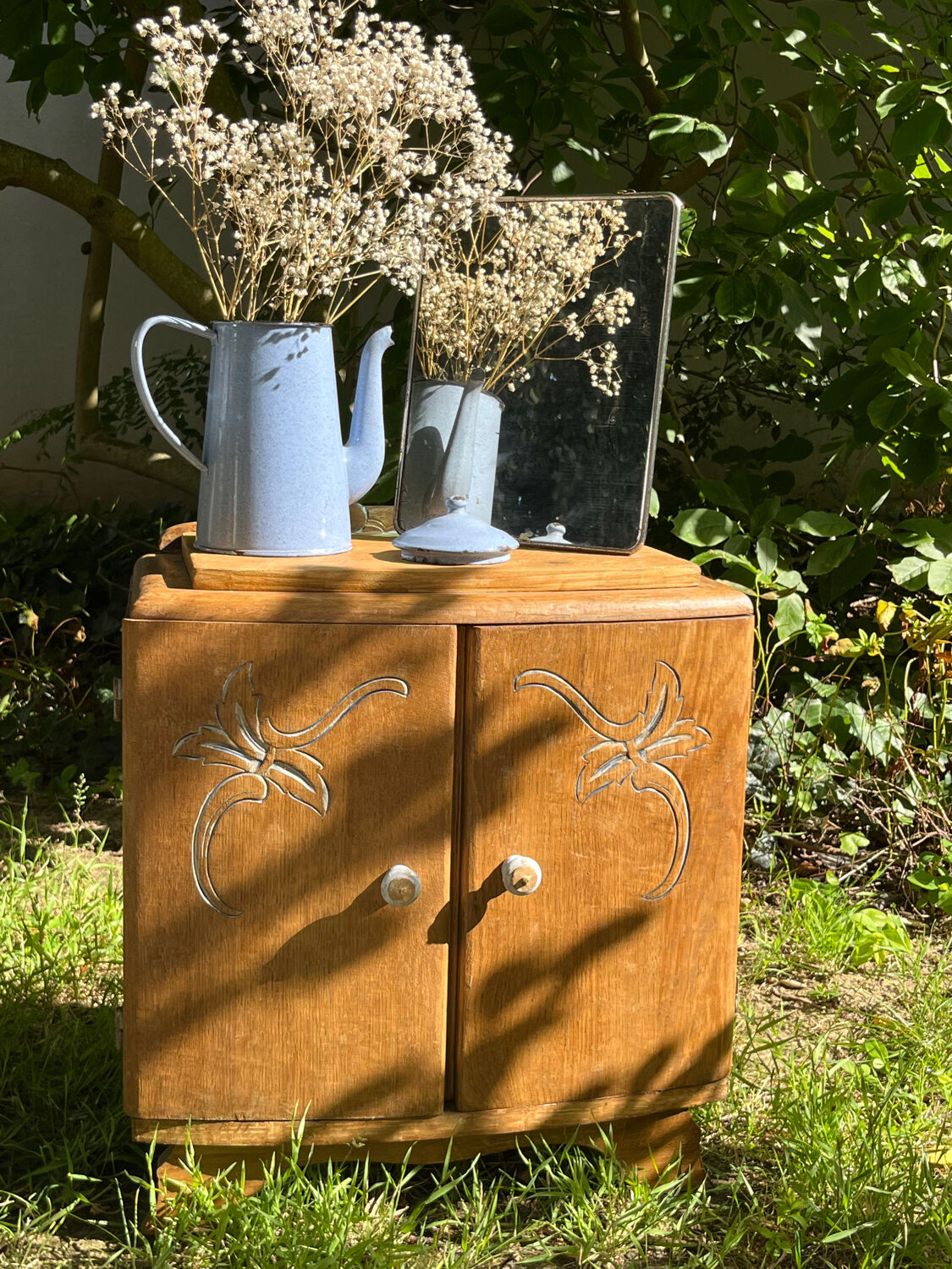 Table de chevet en bois deux portes