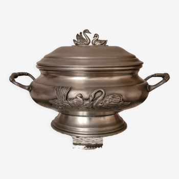 Tin tureen