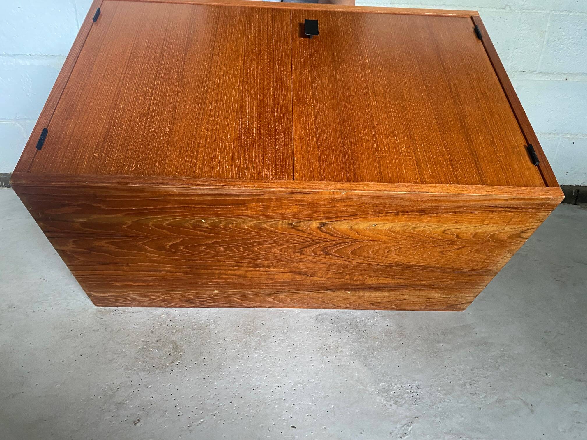 Storage unit module A (B) in Scandinavian teak from the 60s