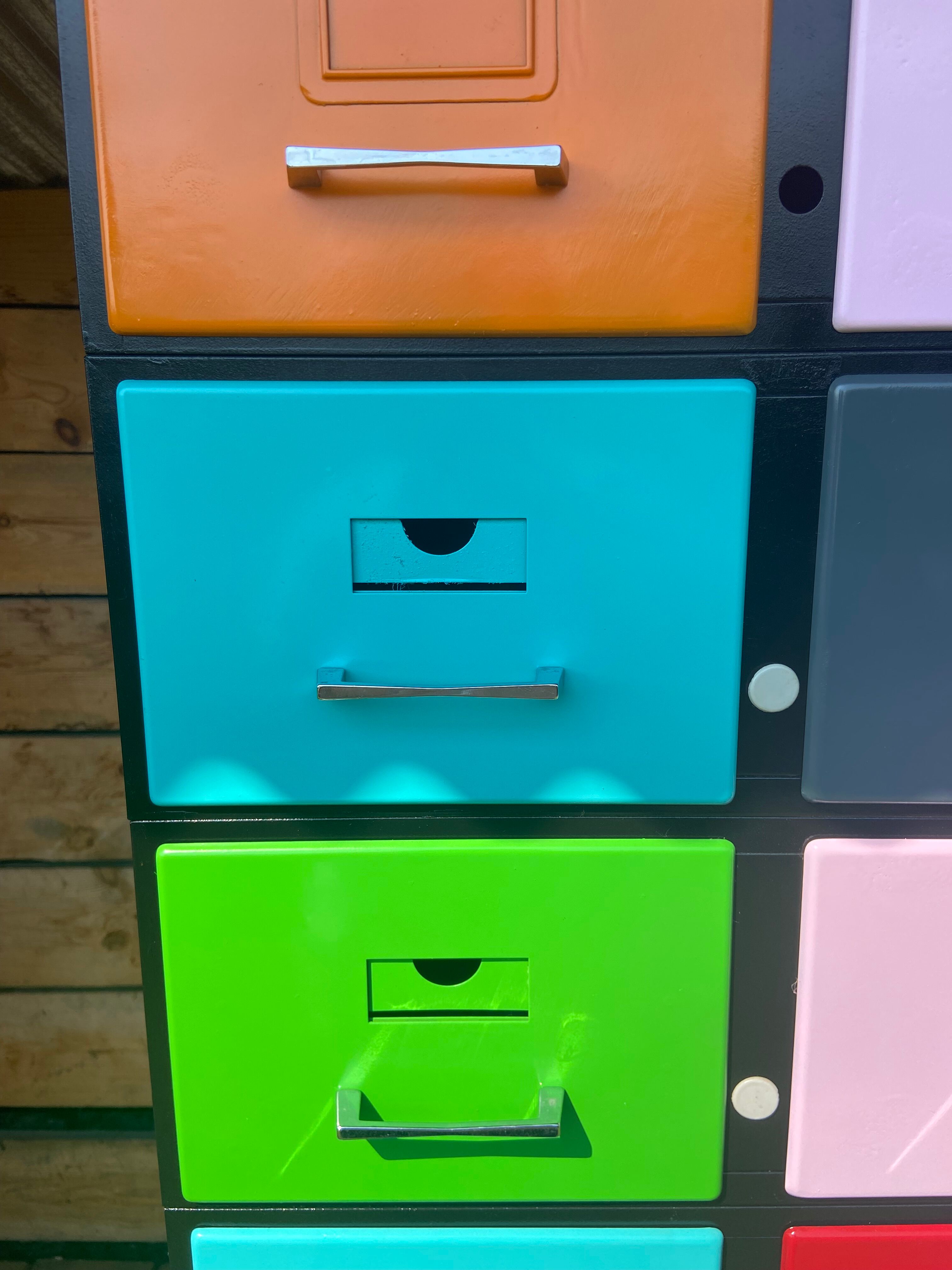 Metal cabinet with drawers