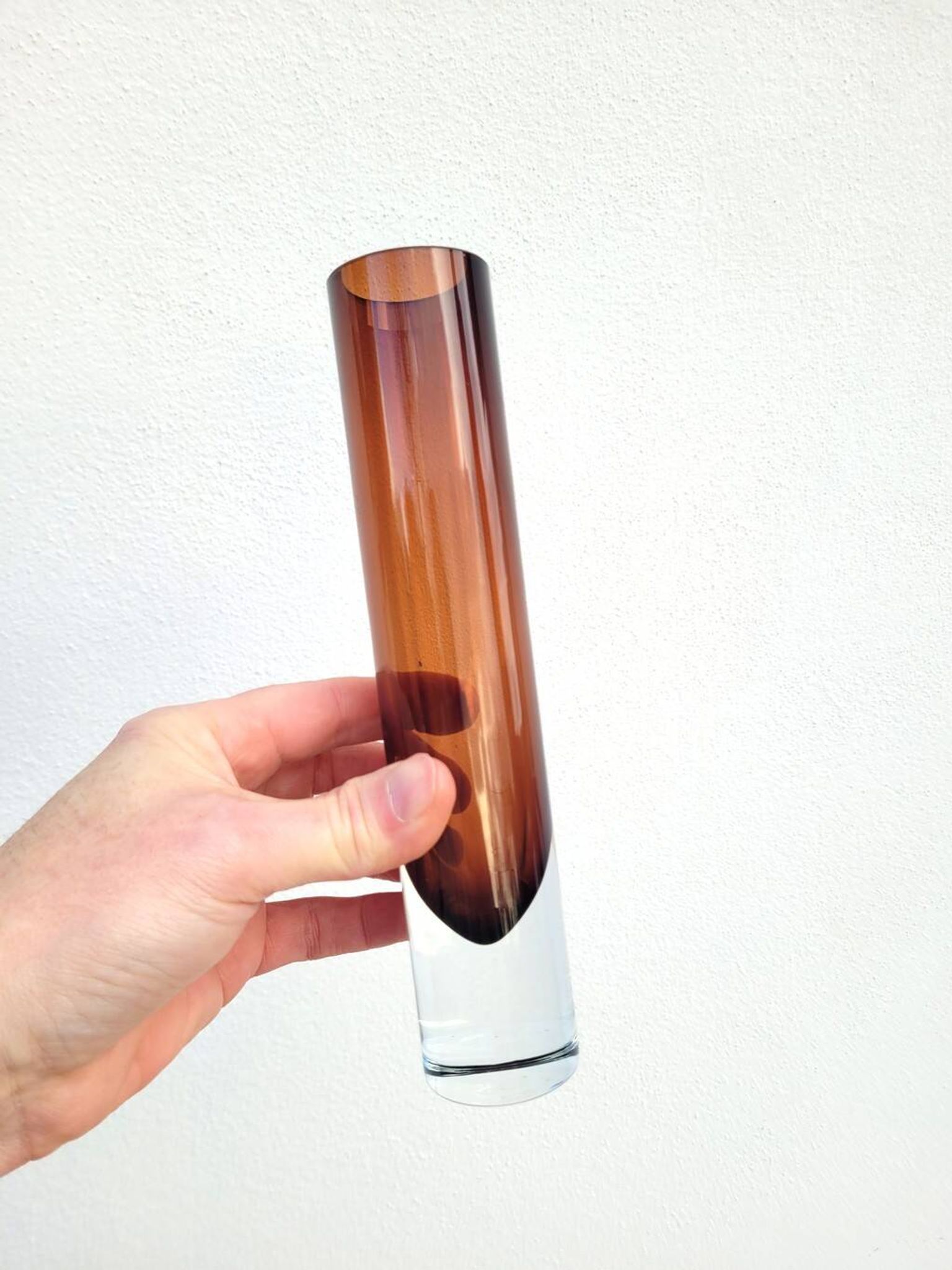 Vase soliflore couleur bronze, style 1970