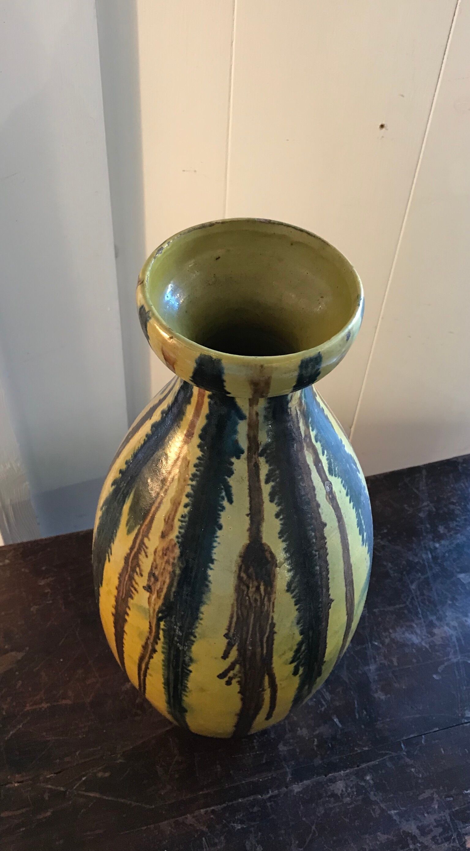 Ceramic vase