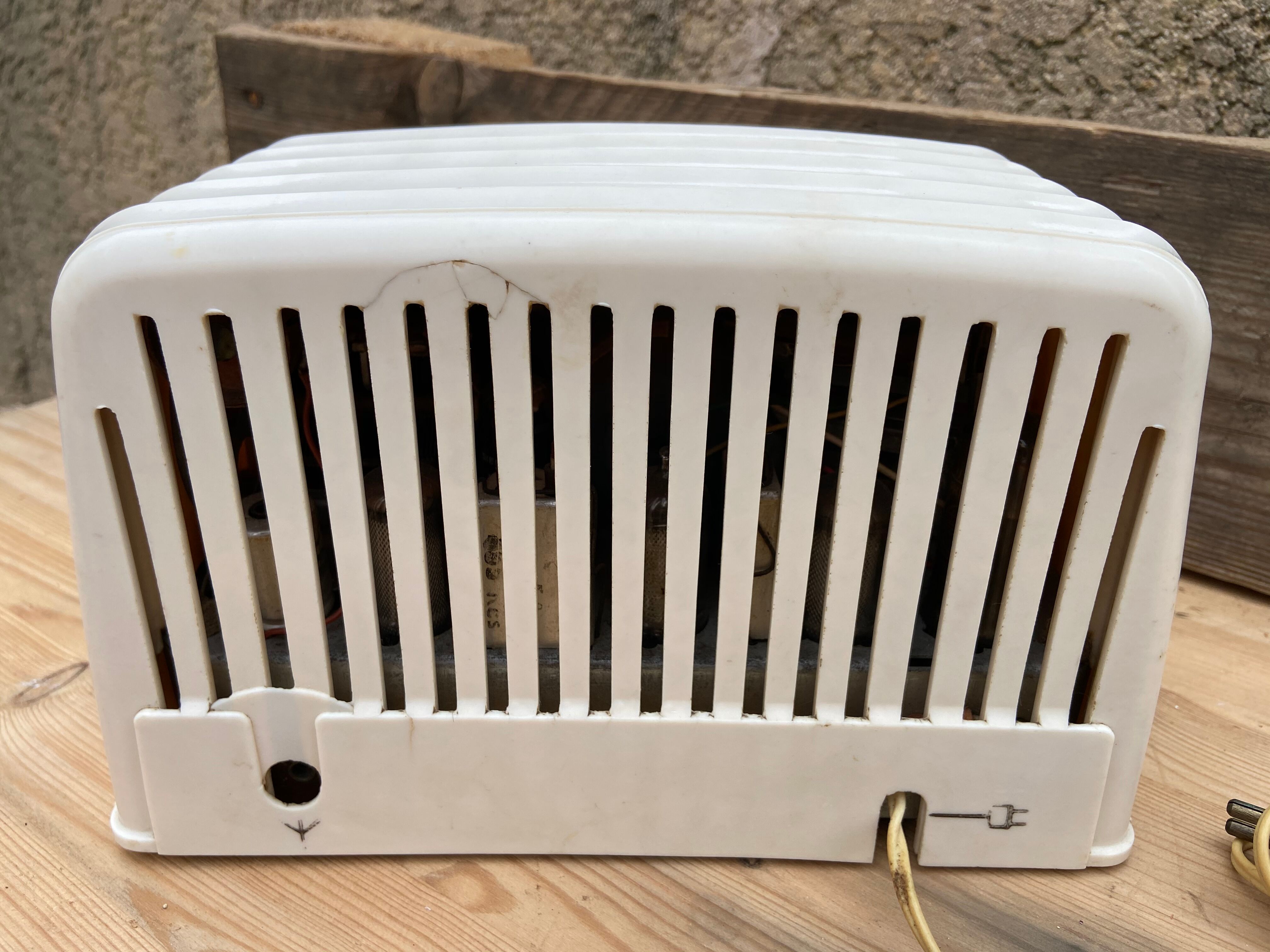 Original vintage radio