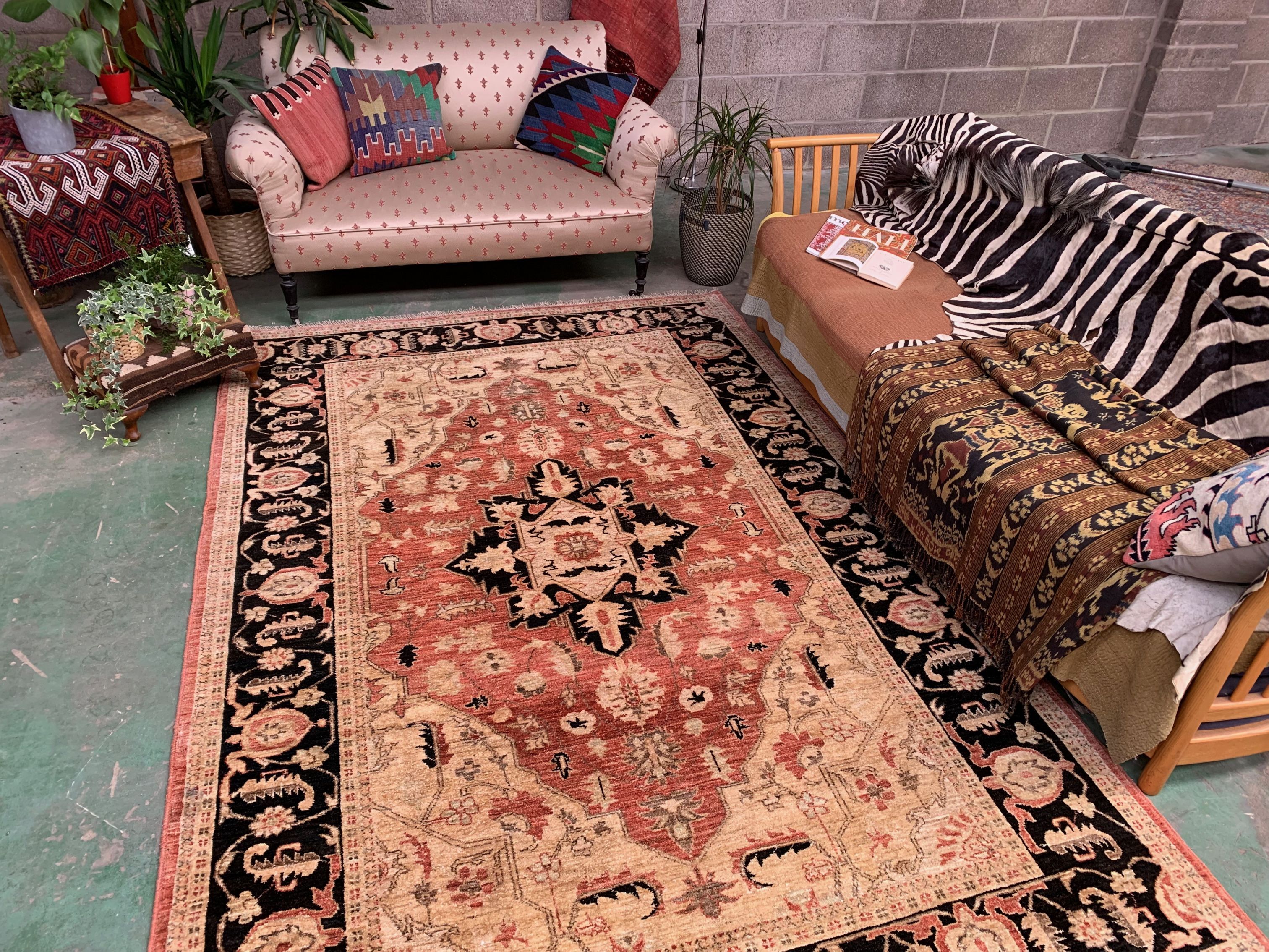 Fine Afghan Wool Ziegler Rug 276x184 cm