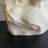 Marble sculpture representing La Vallière 20th century by J. Morrini