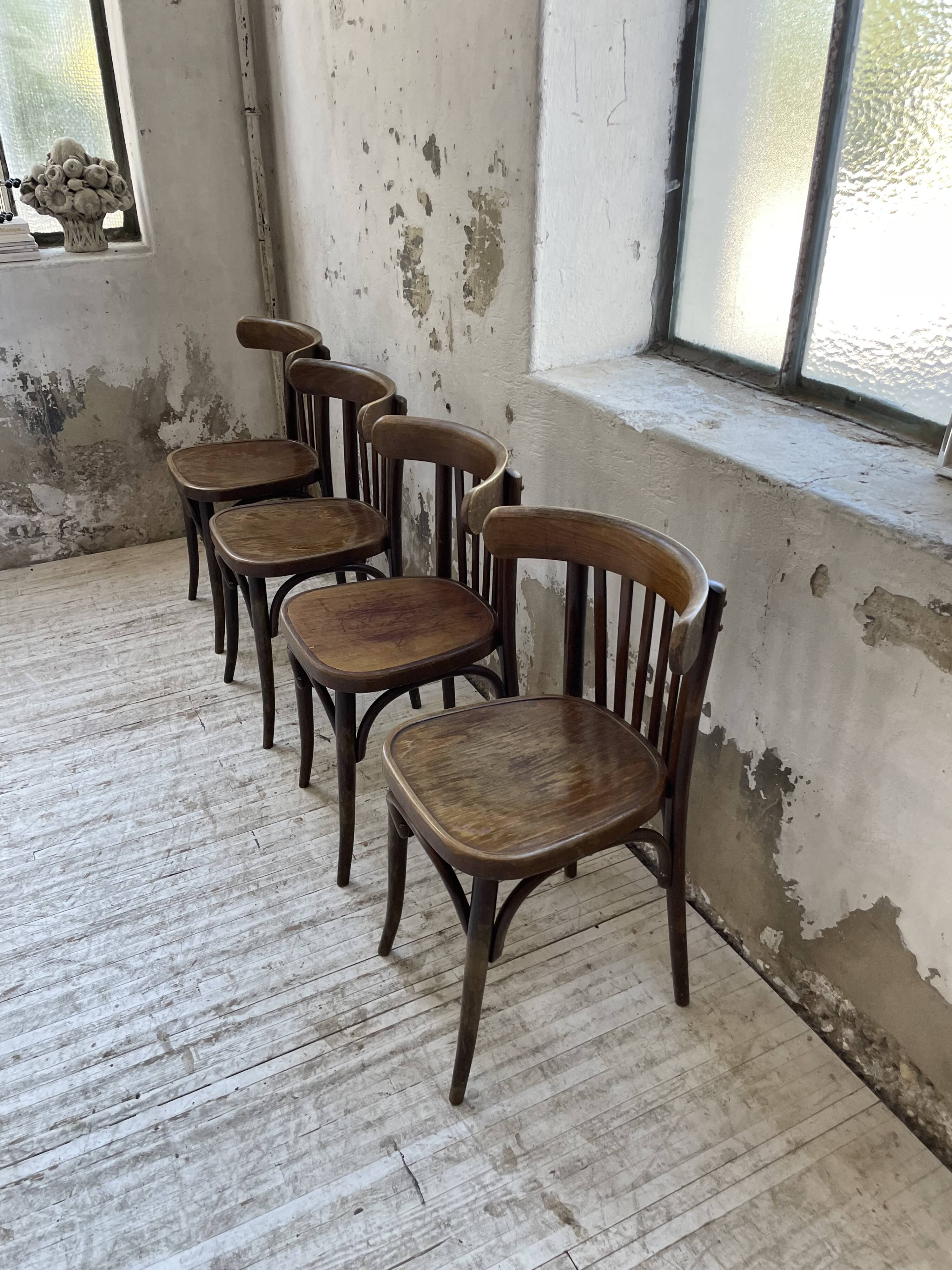 Set of 4 wooden bistro chairs