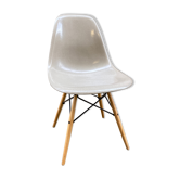 Eames DSW chair